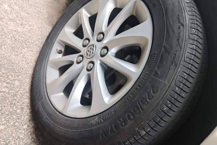 Used Buick GL8 2018 ES 28T Comfort Model China VI Standard
