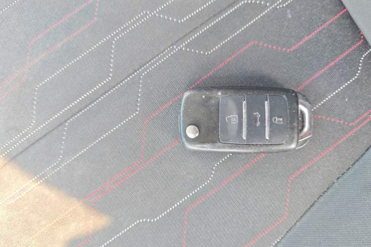 Used CHANGAN Benni 2015 1.4L IMT Luxury Model China IV Vehicle Key