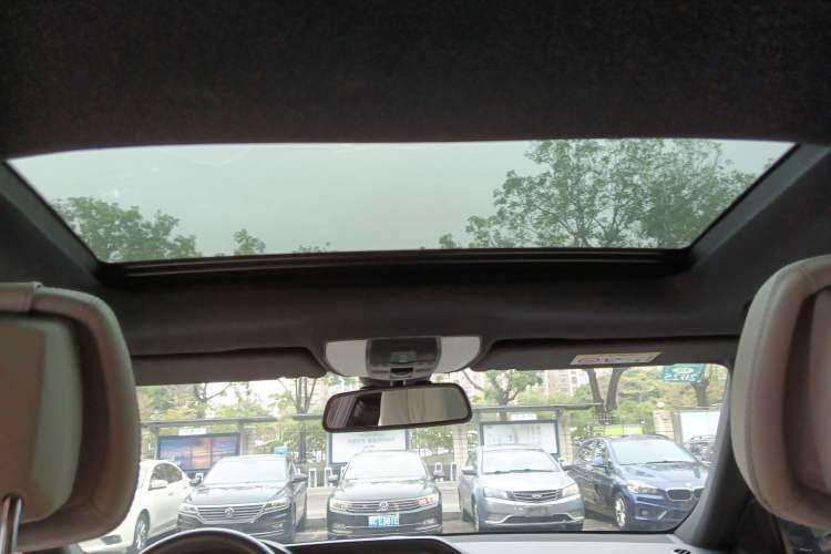 Used Mercedes-Benz E-Class 2014 Restyled E 300 L Sport Edition
