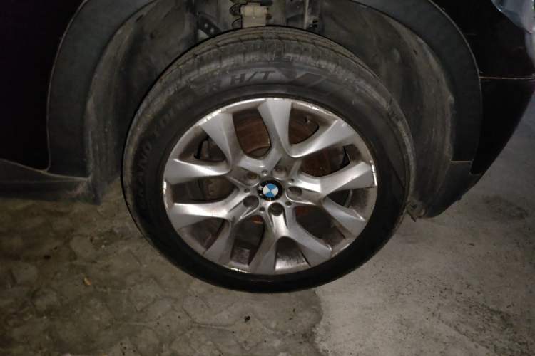 Used BMW X5 2011 xDrive35i Luxury Model