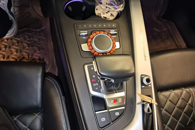 Used Audi S4 2018 S4 3.0TFSI Gear Lever