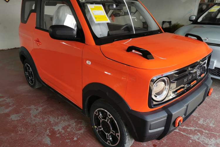 Used Geely Galaxy Panda 2025 210km Panda Rider Front Right 45 Deg