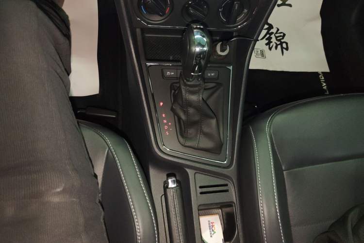 Used Volkswagen Lavida 2015 230TSI DSG Comfort Edition
