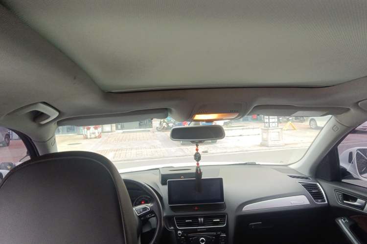 Used Audi Q5 2017 Plus 40 TFSI Technology Model