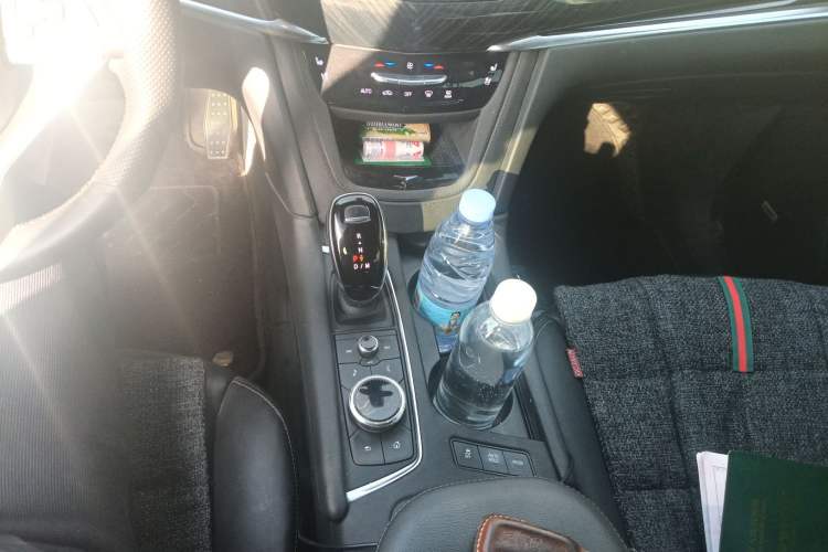 Used Cadillac XT6 2021 28T 7-Seater Four-Wheel Drive Luxury Version
