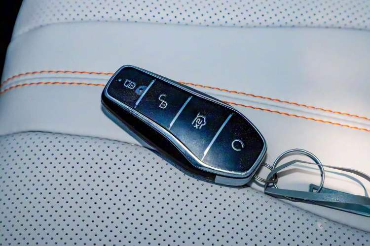 Used BYD Song Pro New Energy 2023 Champion Edition DM-i 110KM Excellence Model Vehicle Key