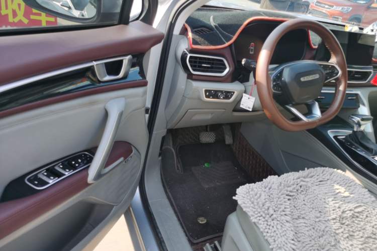 Used Baojun RS-5 2019 1.5T CVT Intelligent Driving Flagship Edition China V Emission Standard
