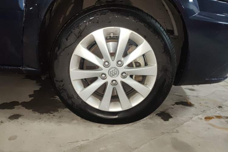 Used Buick GL8 2014 2.4L Comfort Edition