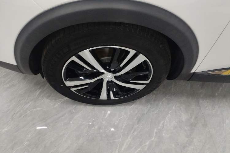 Used Peugeot 5008 2021 360THP 5-Seater Strength Edition Left Front Wheel Hub