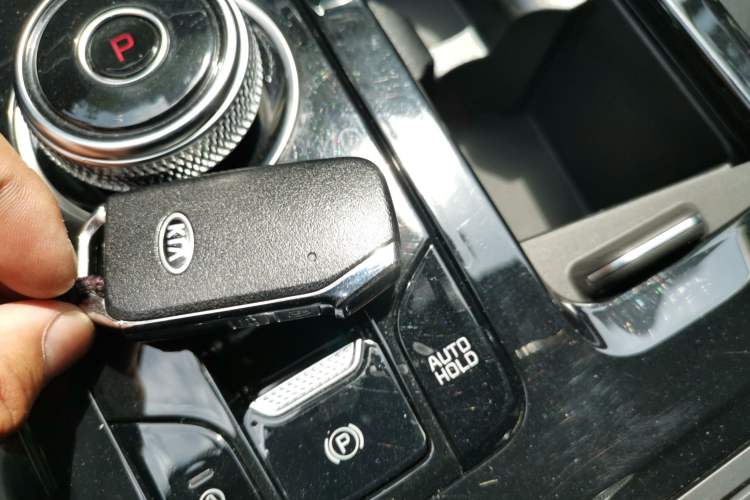 Used Kia K5 2020 270T CVVD Luxury Tech Edition Vehicle Key