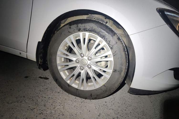 Used Buick GT 2017 15N Automatic Elite Version
