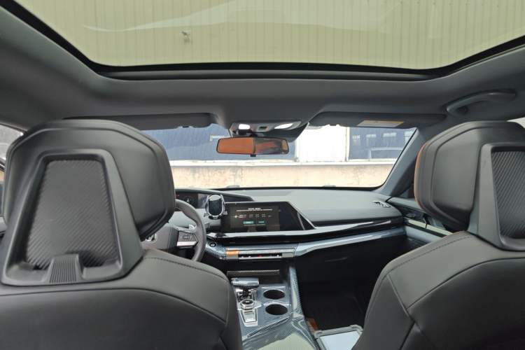 Used CHANGAN UNI-V 2022 1.5T Smart Navigation Version Headliner