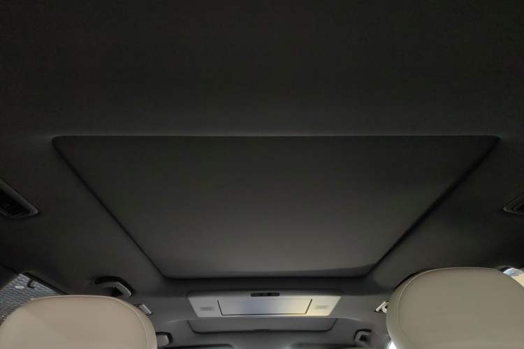 Used Dongfeng eπ eπ008 2024 636Max All-Electric Version 6 Seats