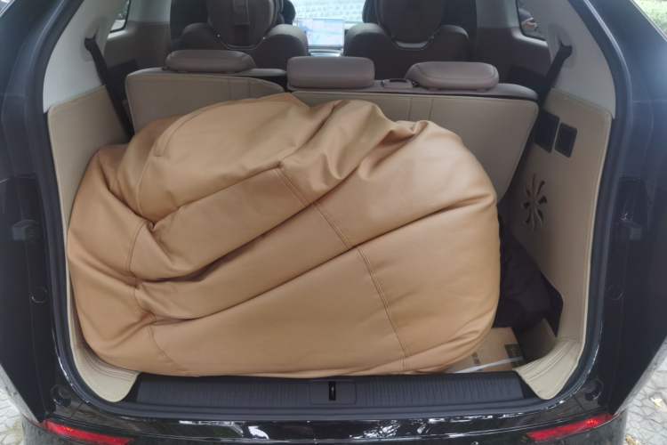 Used XPeng X9 2024 702 Ultra-Long Range Max