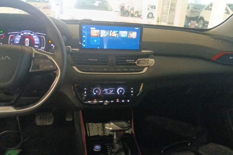 Used Dongfeng Aeolus Yixuan 2021 230T Automatic Chasing Shadow Edition