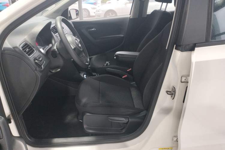 Used Volkswagen Polo 2013 1.4L Automatic Comfort Edition Left Front Seat