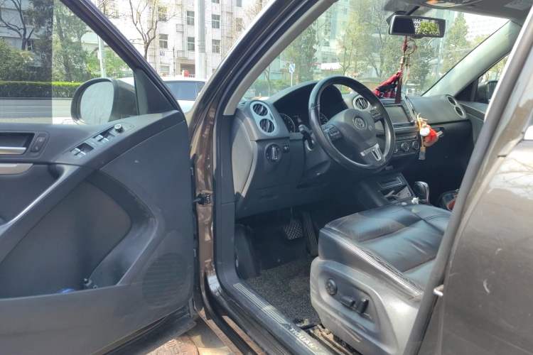 Used Volkswagen Tiguan 2015 1.8TSI Automatic Two-Wheel Drive Luxury Model Driver Seat