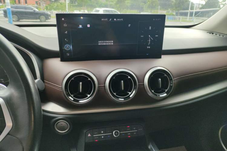 Used Wey VV6 2021 2.0T Two-Wheel Drive Smart Protection+