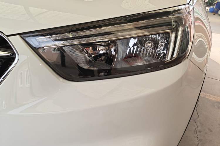 Used Buick Encore 2018 18T Automatic Two-Wheel Drive Urban Leading Model
