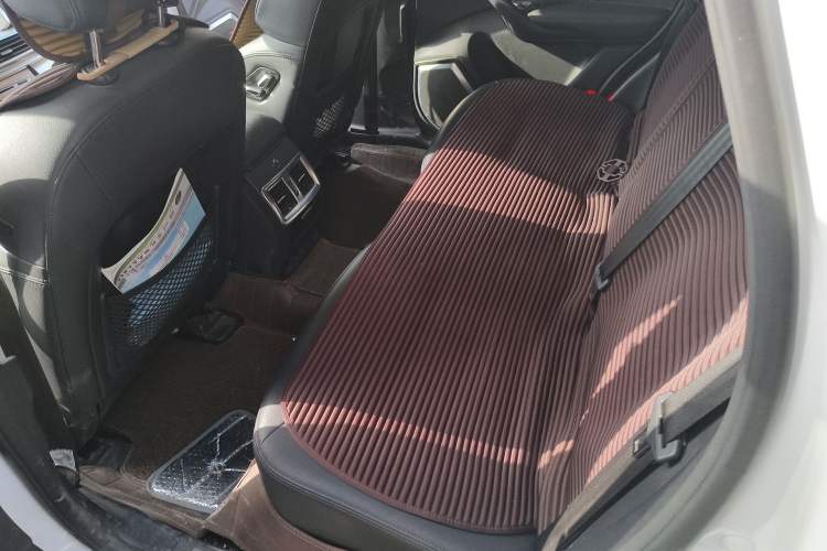 Used Haval H7 2017 Red-Label H7 2.0T Automatic Prestige Model
