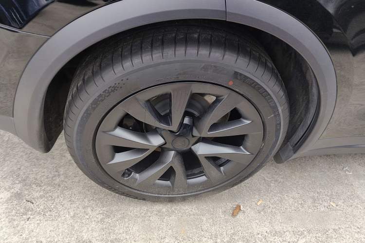 Used Tesla Model X 2023 Dual-Motor All-Wheel-Drive Version
