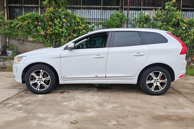 Used Volvo XC60 2015 T5 AWD Zhiyuan Edition