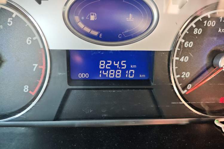 Used Geely Auto Classic Emgrand 2012 Sedan 1.5L Manual Standard Model
