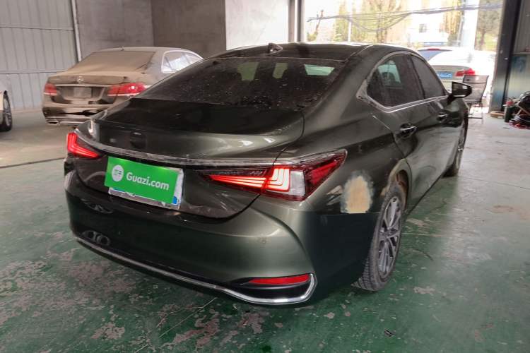 Used Lexus ES 2022 200 Excellence Edition