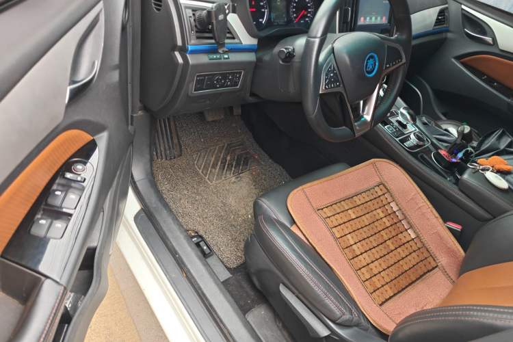 Used BYD Qin New Energy 2017 Qin 1.5T 100 Driver Seat