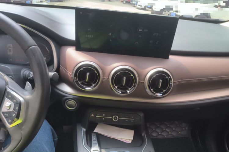 Used Wey VV6 2020 2.0T Two-Wheel Drive Smart Enjoyment+
