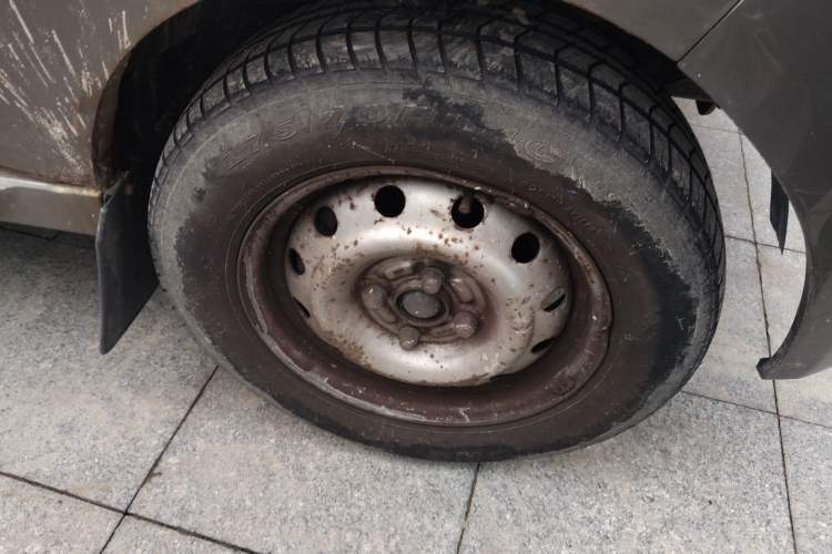 Used Jinbei New Hiace X30L 2018 1.5L Box Truck Wealth Edition DLCG14