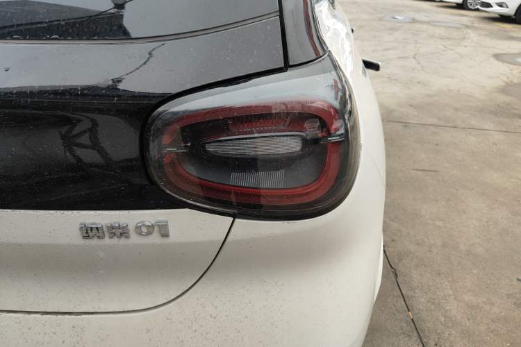 Used Dongfeng NAMMI 01 2024 New Edition 330 Plus Smart+ Right Rear Taillight