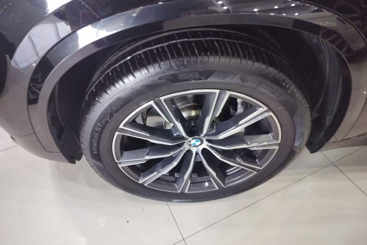 Used BMW X5 2022 Restyled xDrive 30Li Luxury Version M Sport Package