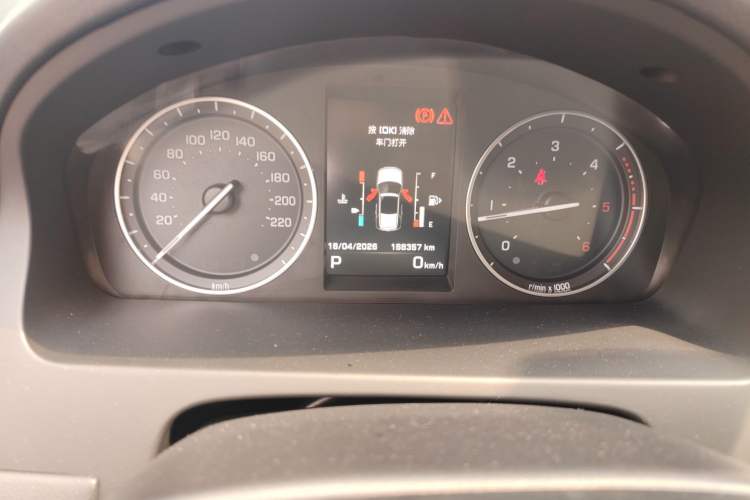 Used Land Rover Freelander 2 2014 2.2T SD4 SE Diesel Edition Odometer Close Up