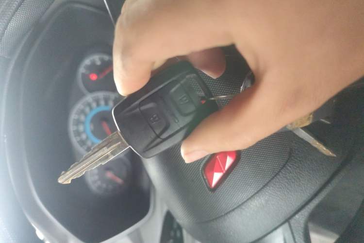 Used Wuling Hongguang V 2022 1.5L Enjoy Edition Electric-Powered LAR
