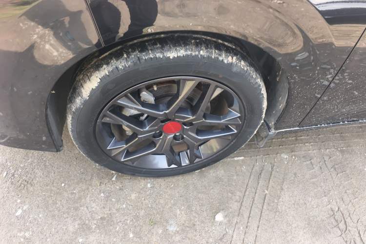 Used Dongfeng Aeolus Yixuan 2021 230T Automatic Dream-Chasing Rider Edition Exterior 4