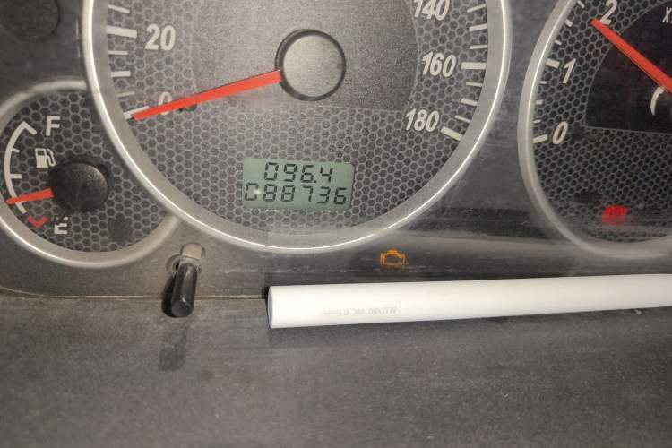 Used Dongfeng Xiaokang C37 2016 1.5L Standard II DK15-06 Odometer Close Up