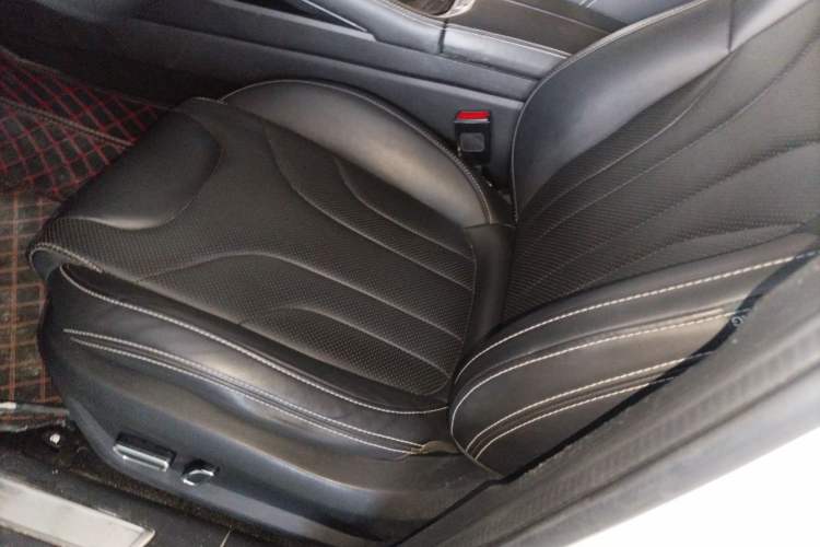 Used Changan CS85 COUPE 2019 1.5T DCT Version China VI Standard