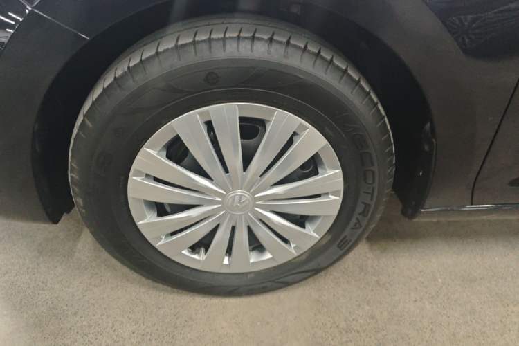 Used Volkswagen Santana 2019 1.5L Automatic Fashion Edition China VI Left Front Wheel Hub