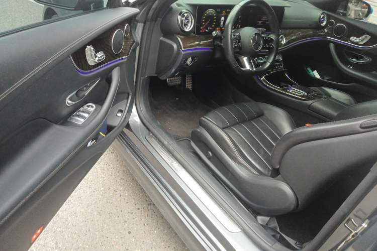 Used Mercedes-Benz E-Class 2023 E 260 Coupe
