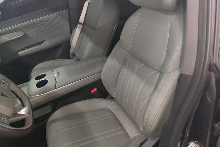 Used Deepal S07 2025 520Max Huawei Qiankun Intelligent Driving ADS SE Pure-Electric Version