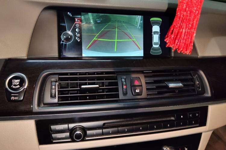 Used BMW 5 Series 2013 525Li Luxury Model Audio And AC Panel