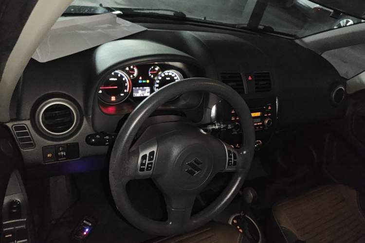 Used Suzuki SX4 2013 1.6L Automatic CoolRide Model
