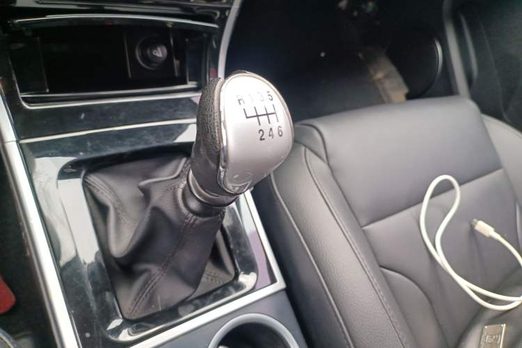 Used Haval H2 2016 Red-Label 1.5T Manual Two-Wheel Drive Luxury Model
