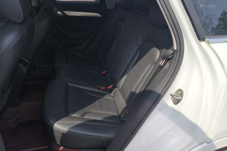 Used Audi Q3 2015 35 TFSI Comfort Model