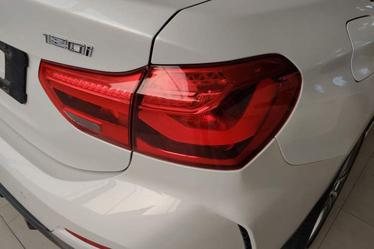 Used BMW 1 Series 2019 120i Leading Model M Sport Package