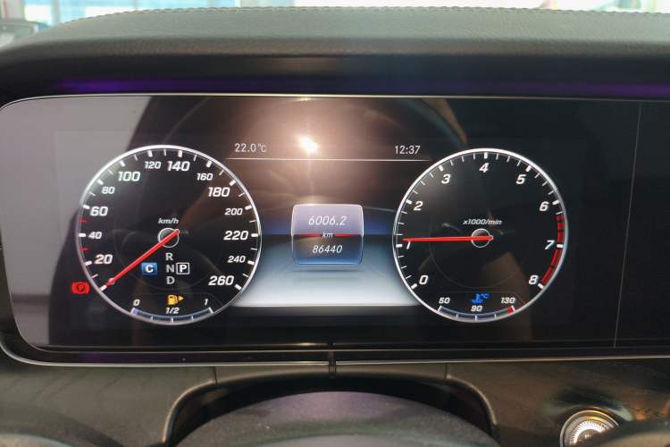 Used Mercedes-Benz E-Class 2016 E 200 L Sport Edition
