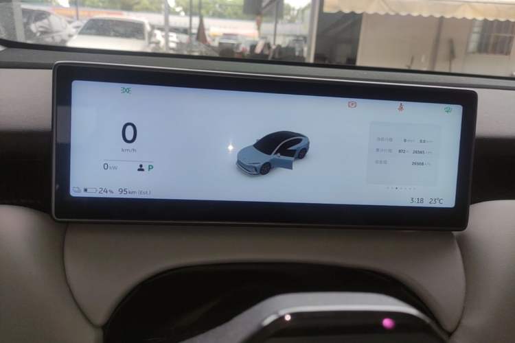 Used Nio ET5 2022 75 kWh Instrument Cluster