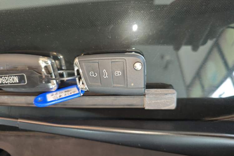 Used Volkswagen Tharu 2023 330TSI Four-Wheel Drive Moon Luxury Edition Interior 1