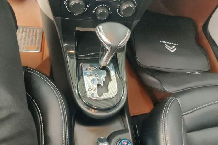 Used Citroen C-Quatre 2013 Sedan 1.6L Automatic Prestige Model Gear Lever